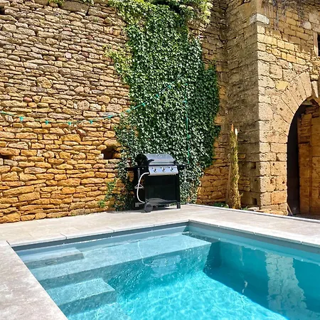 L'heure Doree, Au Coeur Du Beaujolais Lacenas